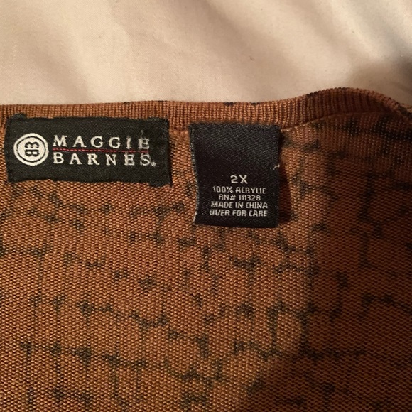 blouse - Picture 2 of 3